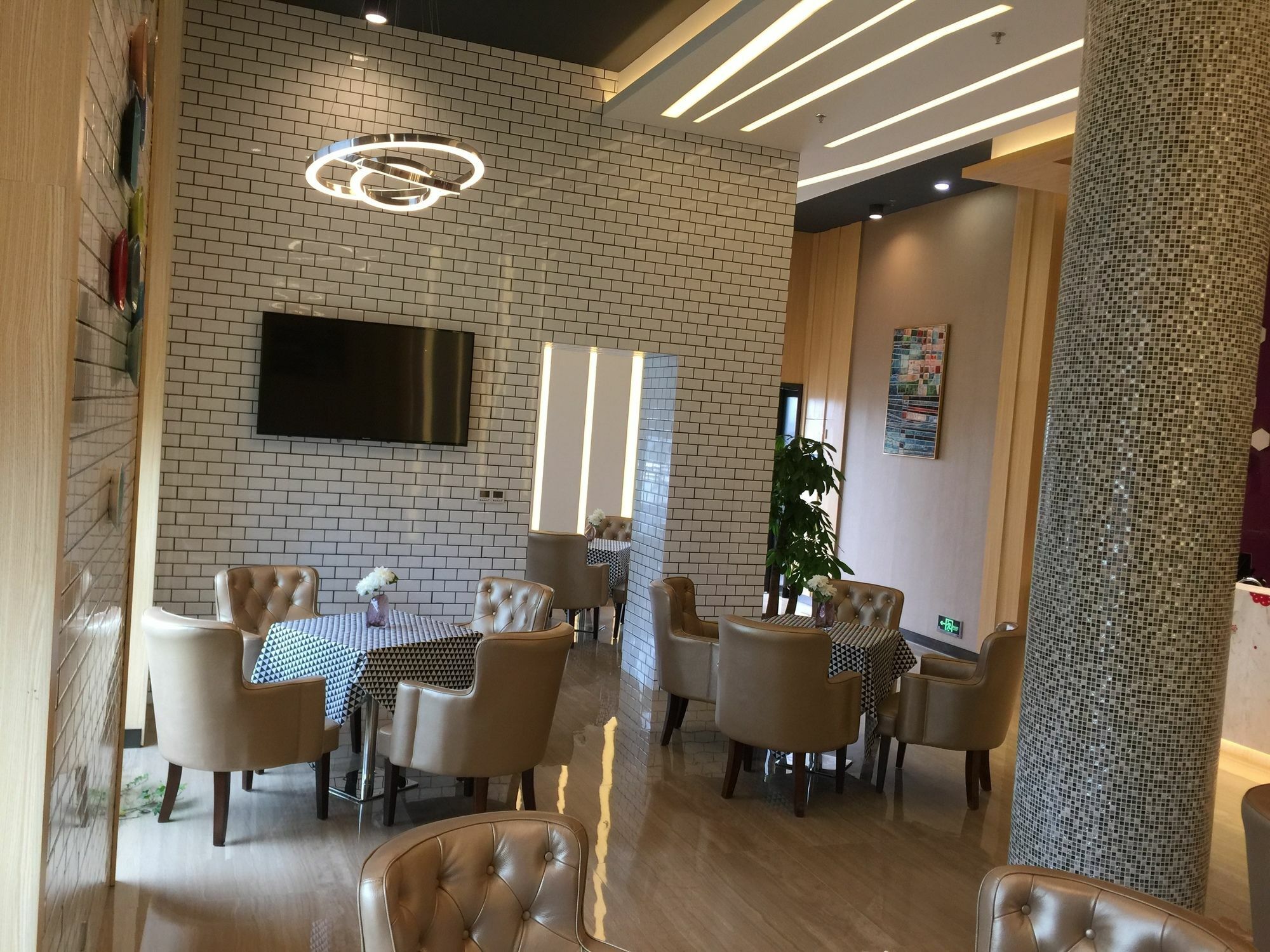 Ibis Styles Changsha Intl Exhibition Ctr Huangxing Exterior foto